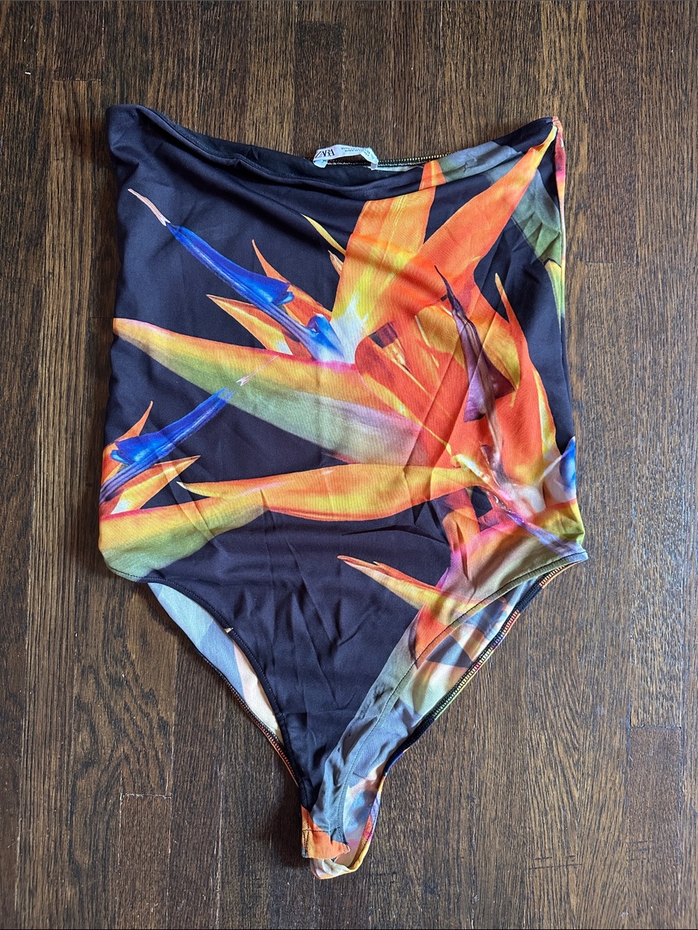 ZARA Black Bodysuit with Vibrant Tropical Bird-of-Paradise Print size Large